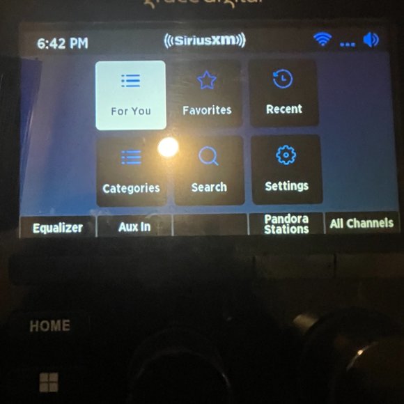 SiriusXM Sound Station Radio GDI-SXTTR1 - Picture 4 of 5